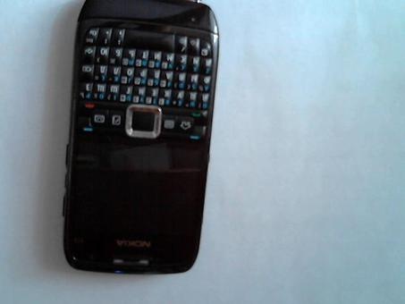 нокиа е71, фотография 1