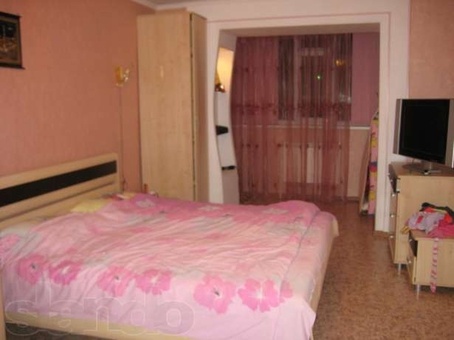 Продам 2 комнатную квартиру (бывшая 3-х, перепланировка) , фотография 1