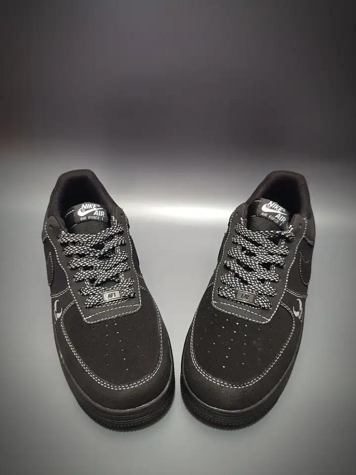 Nike Air Force 1 Low Venom, фотография 1