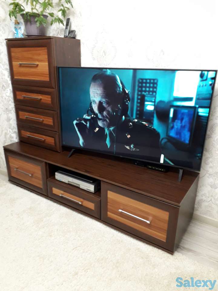 Продам тумбу под телевизор, фотография 1