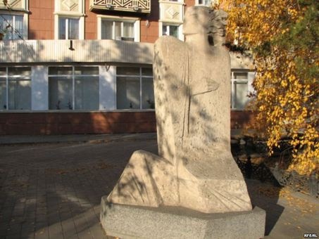 Долгосрочная аренда цокольного этажа - 700 кв.м., фотография 1