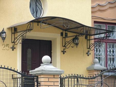 Изготовление навесов, ангаров, автоматических ворот, заборов с фундаментом и сплиторными блоками, фотография 1