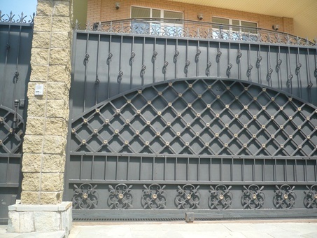 Изготовление навесов, ангаров, автоматических ворот, заборов с фундаментом и сплиторными блоками, фотография 3