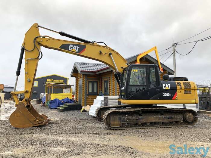 Гусеничный экскаватор Caterpillar 320D2L (667), фотография 2