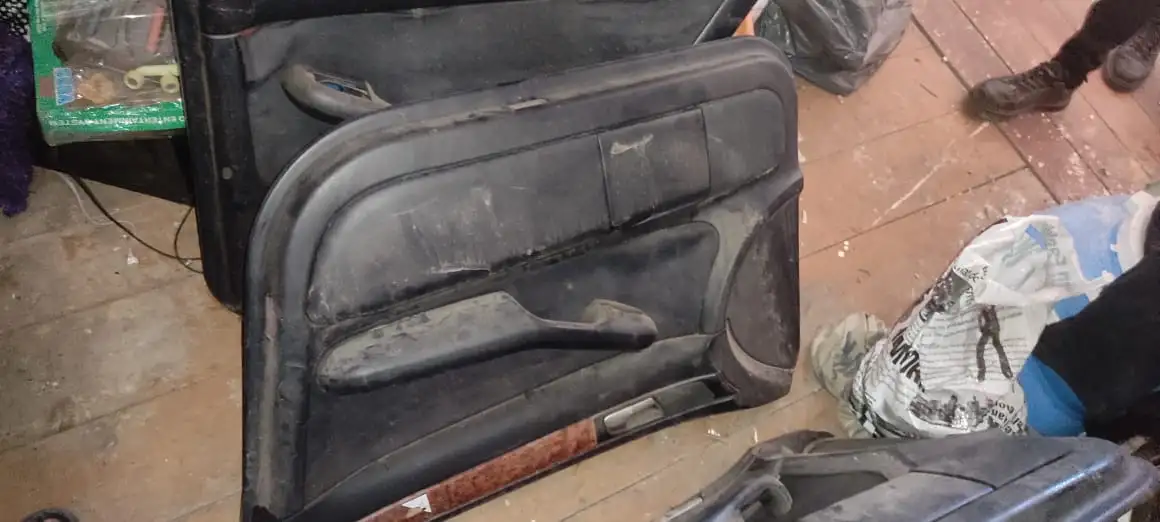 Карты дверные AUDI A 6, фотография 1