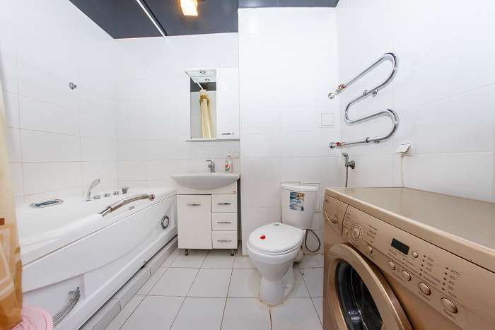 Просторная 2-х комнатная квартира посуточно в центре Левого берега, фотография 3