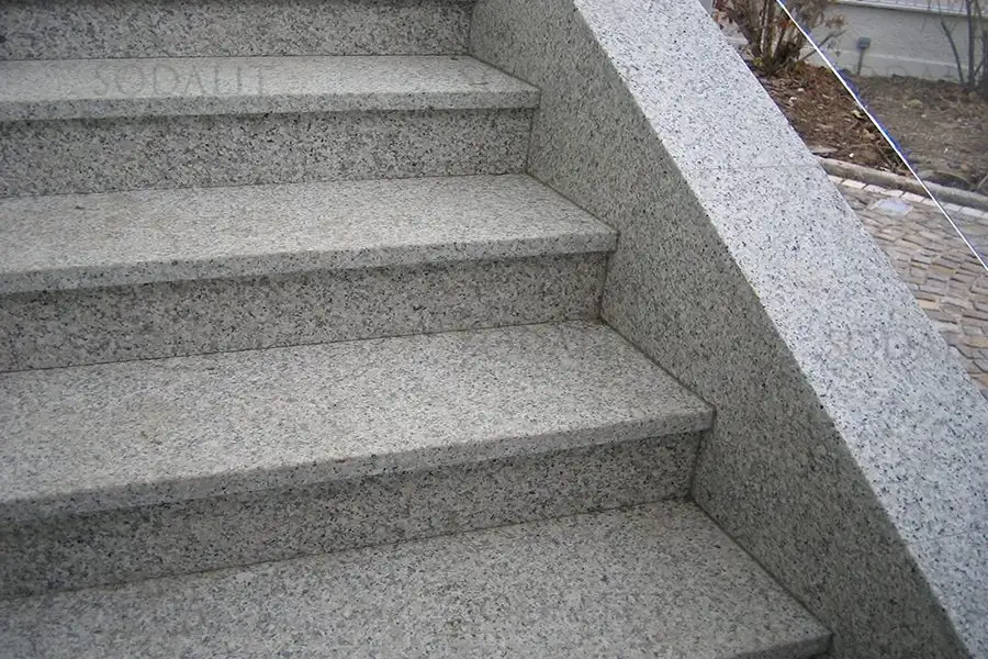 Гранитная фасадная плитка, облицовочный камень, фотография 5