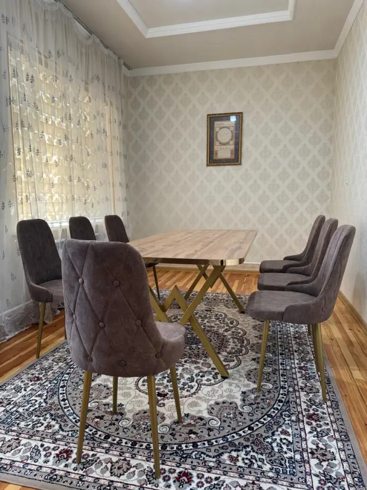 Стол и стулья, фотография 13