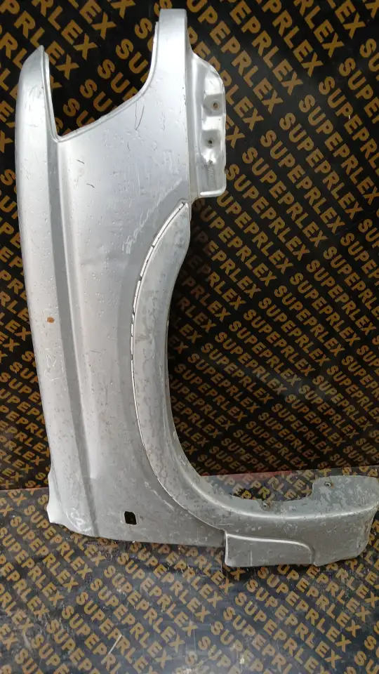 Переднее крыло Toyota Hilux Surf 185, фотография 1