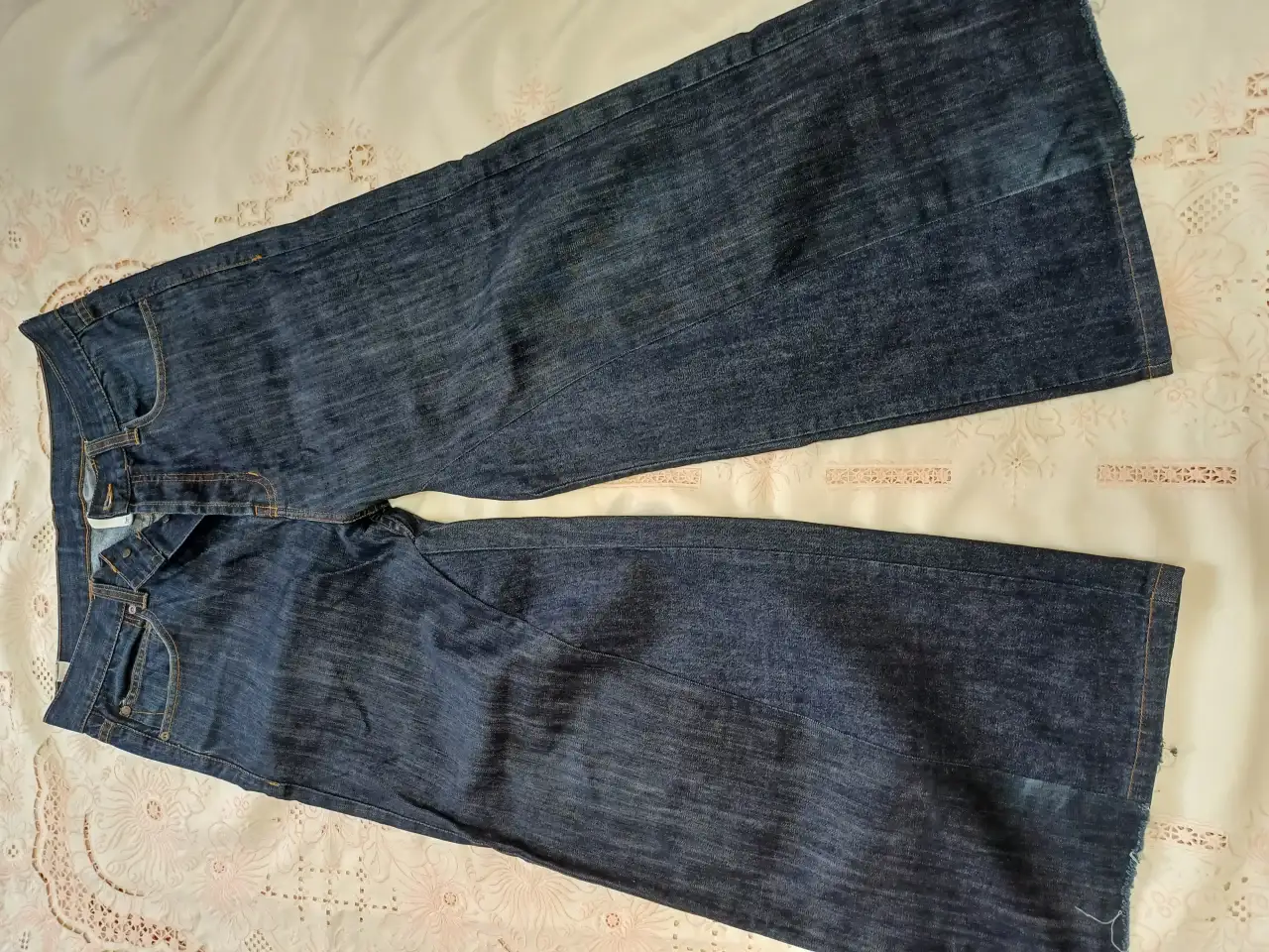 Продаются джинсы клеш унисекс 46-48 размер, фотография 1