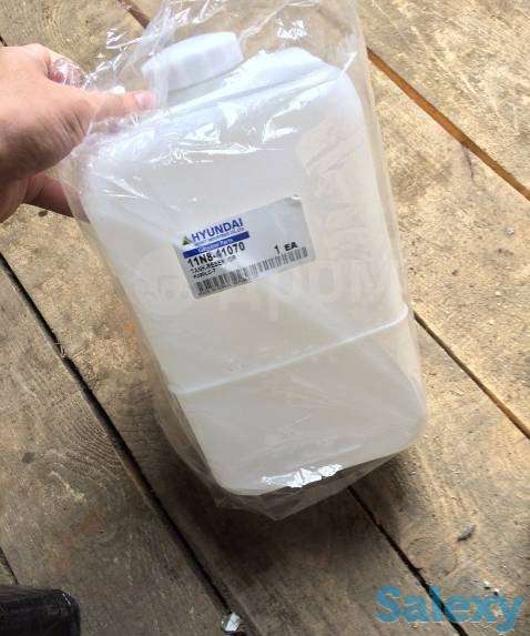 Расширительный бачок на экскаватор Hyundai R305LC-7, фотография 1