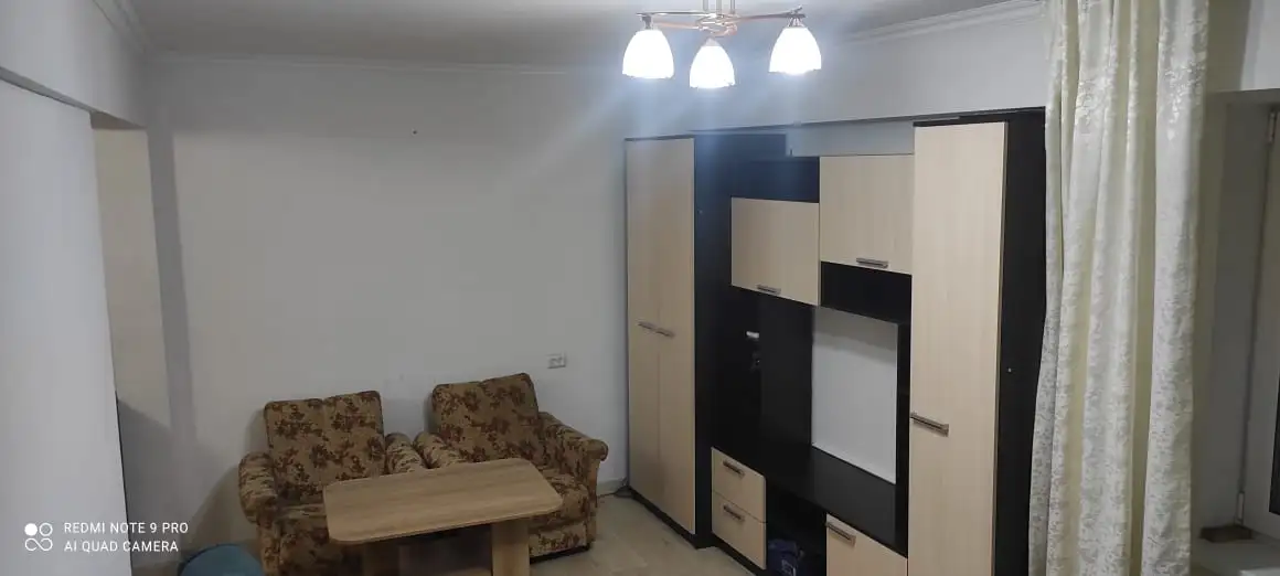 Сдам двухкомнатную, Казахстан 85 кв 18, фотография 1