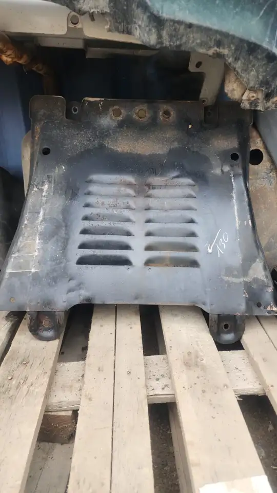 Защита двигателя Toyota Hilux Surf 130, фотография 1