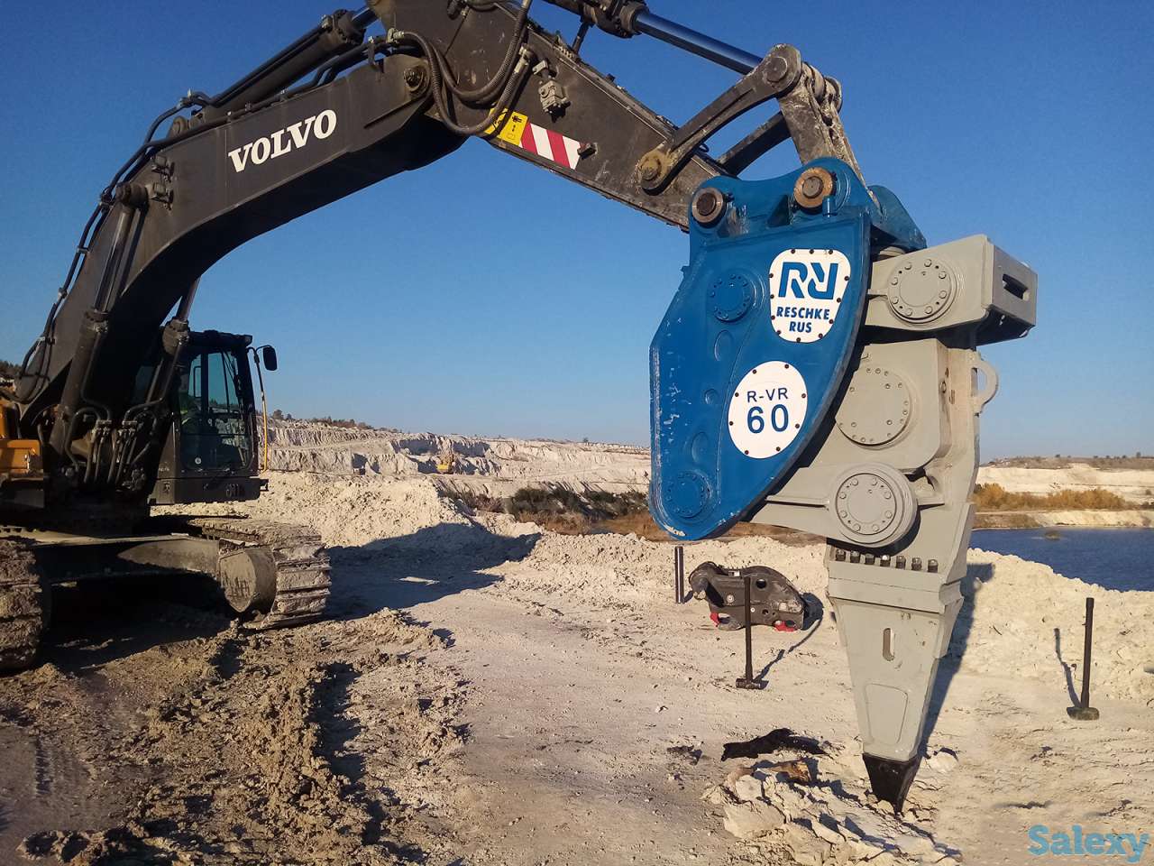 Гидромолот R4600F для Doosan S420LC, фотография 8