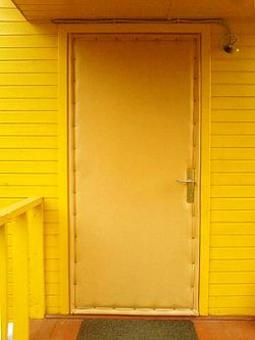 Обивка входных дверей кожвенилом, фотография 2