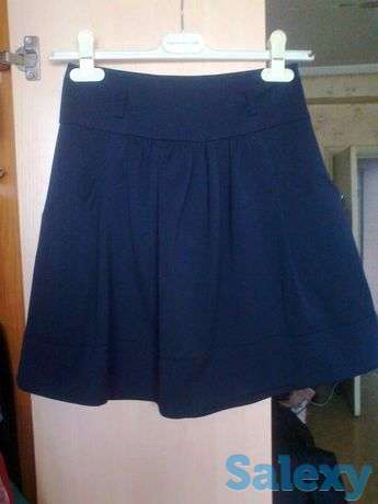 Комплект школьной формы для девочек., фотография 1