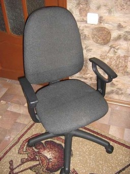 Компьютерный стол, фотография 2