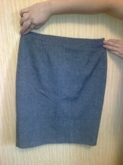 Продам деловую серую юбку , фотография 1