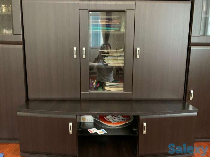 Тумба под ТВ и навесной шкаф, фотография 1