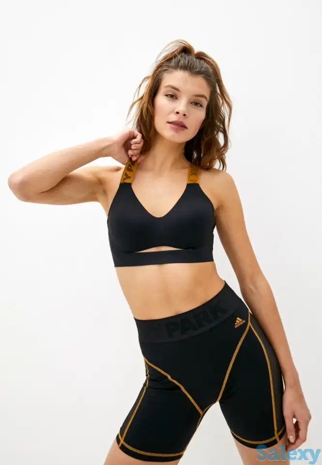 Топ спортивный adidas originals, фотография 1