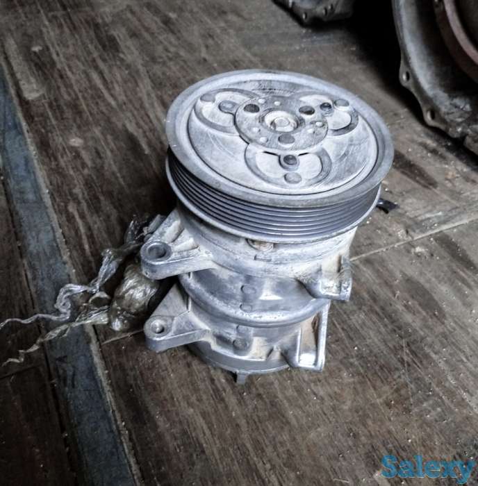 Nissan  Patrol  60, 61 компрессор кондиционера, фотография 1