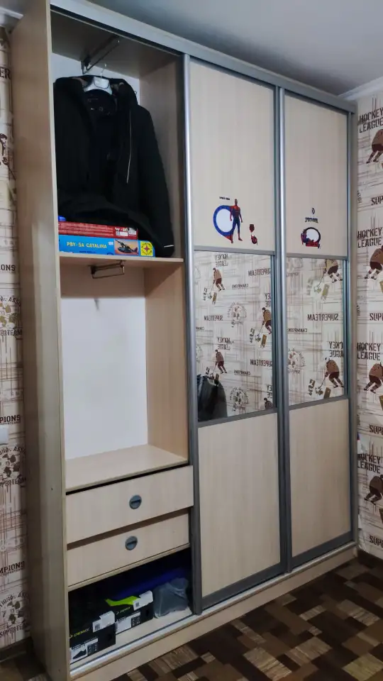 Продам шкаф с зеркалом, фотография 1