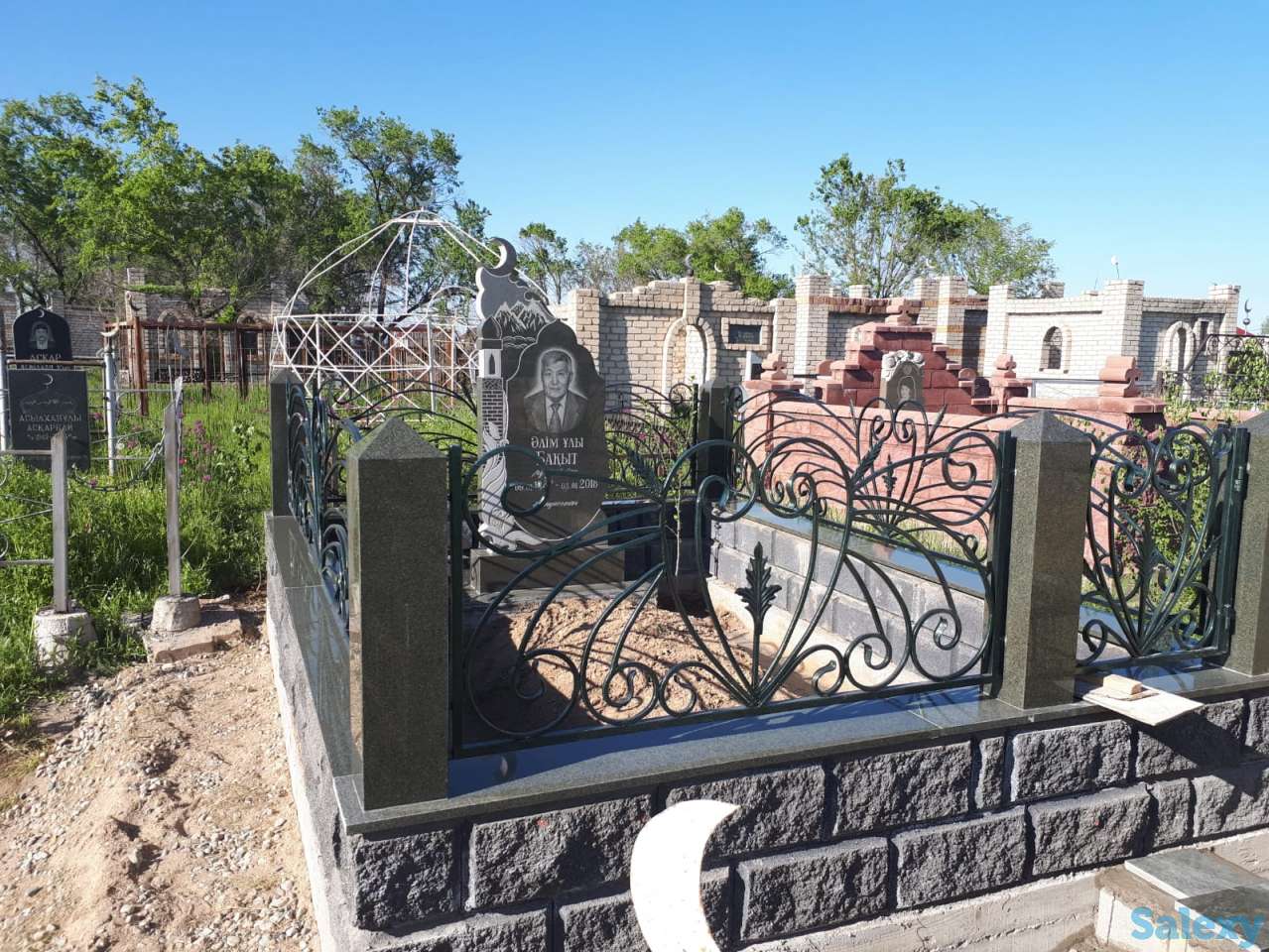 Принимаем заказы на памятники и предлагаем свой ритуальные услуги, фотография 4