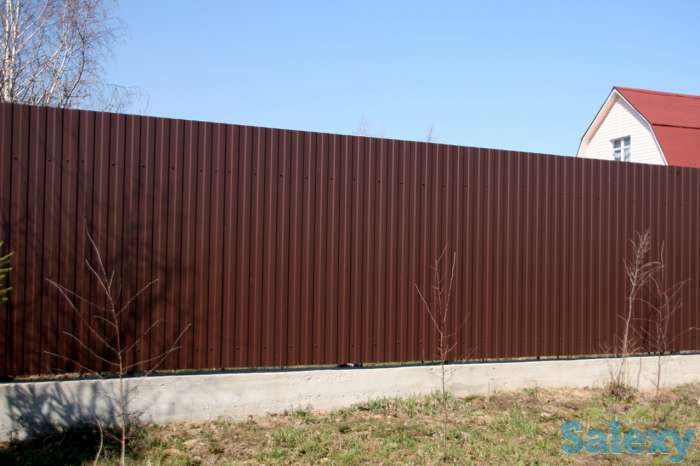 Монтаж забора из проф. листа., фотография 3