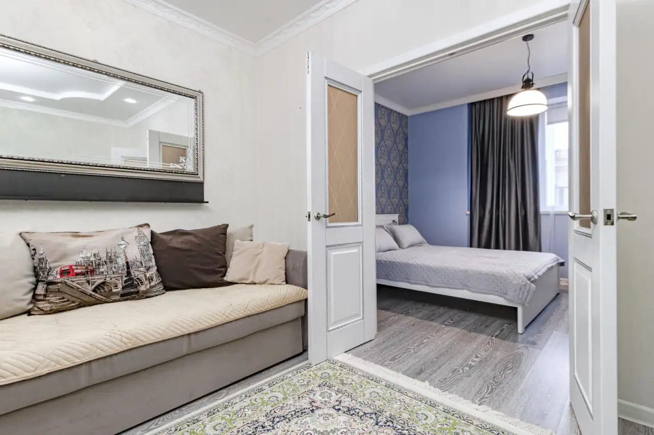 Апартаменты рядом с Абу даби плаза, улица Туркестан, 10, фотография 6