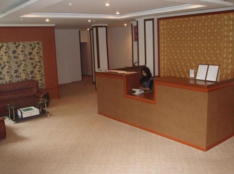 гостиница Империал, мкр Казахфильм ул жарокова 18а тел 2696937, фотография 1