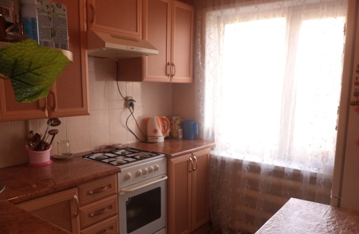 Продам двухкомнатную квартиру в Рабочем, Украинская 205, фотография 1