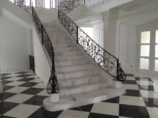 Проектируем и монтируем наружные и внутренние лестницы в дом и офисы. замеры бесплатно. 20 лет опыта, фотография 2