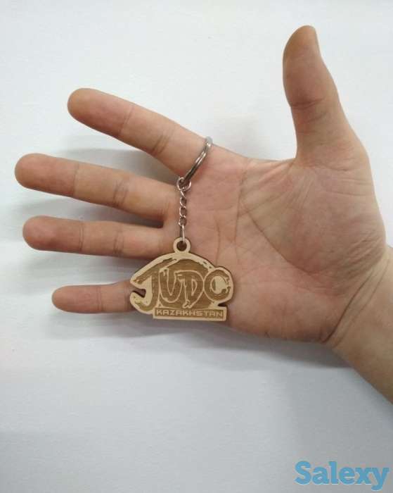 Брелки деревянные. Гравировка деревянных брелков с логотипом., фотография 1