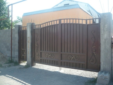 Изготовление навесов, ангаров, автоматических ворот, заборов с фундаментом и сплиторными блоками, фотография 3