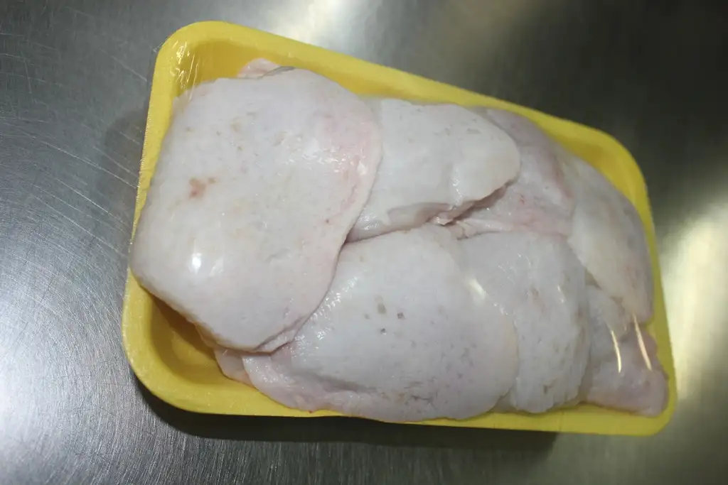 Курица, окорочка, обвалка , крылья, яйца,шкурка,каркас , фарш оптом, фотография 4