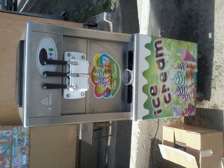 Срочно продам фризер (аппарат для приготовления мягкого мороженого), фотография 1