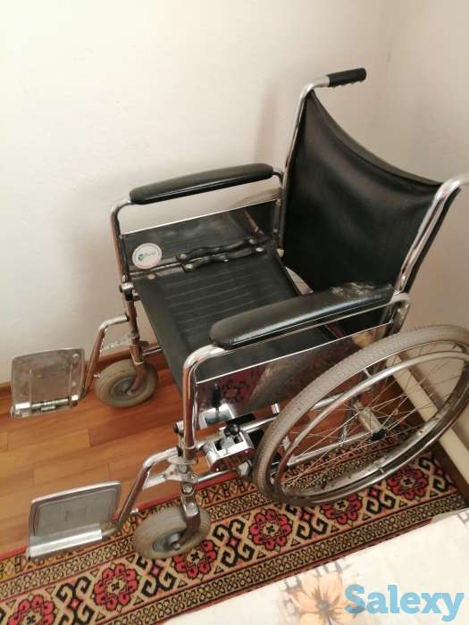 Продам инвалидную коляску в отличном состоянии, фотография 3
