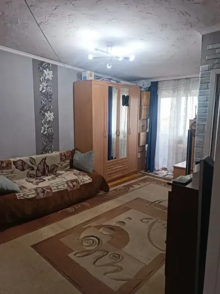 Продам 1-комнатную квартиру, Гарышкерлер 6, фотография 1