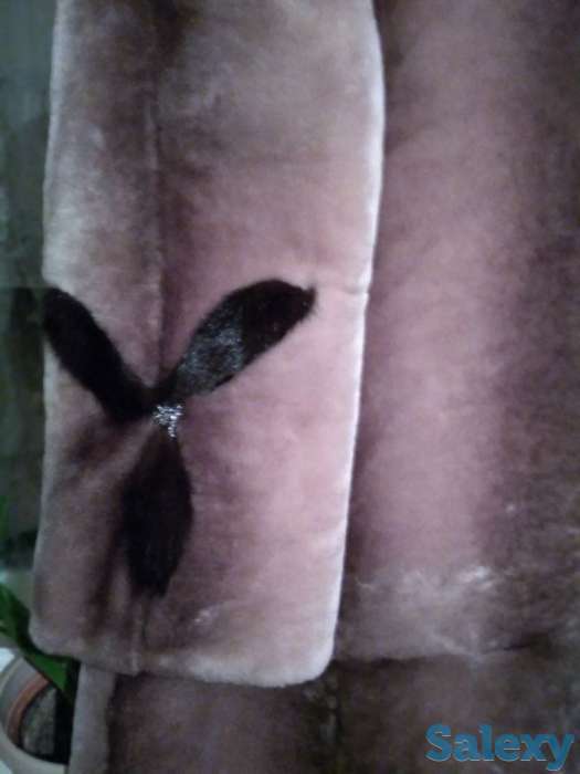 Продам шубу мутон  на воротнике , на рукавах  черная норка размер 50 , 52  состояние отличное  , в пользовании 1 год, фотография 2