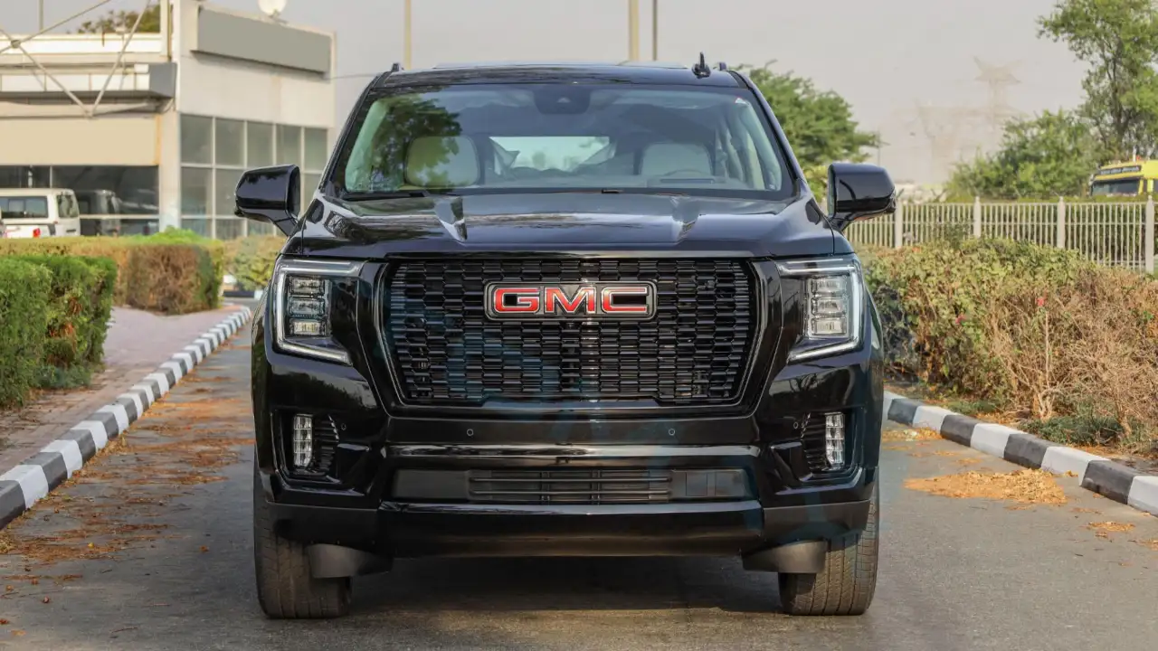 GMC Yukon Denali, фотография 2