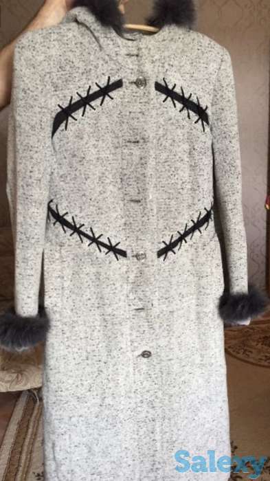 Продаётся пальто в хорошем состоянии, фотография 1