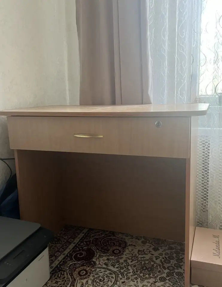 Стол письменный, фотография 2