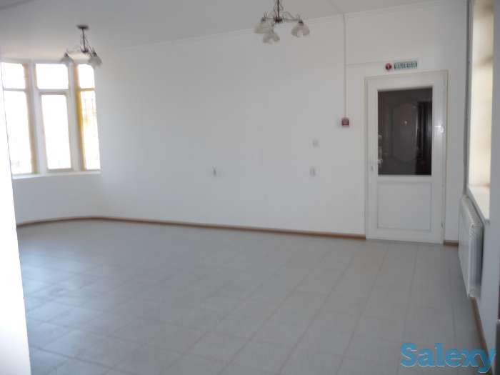 ПРОДАМ ОФИС В ЦЕНТРЕ АКТАУ, 8 микрорайон 27 дом, фотография 5