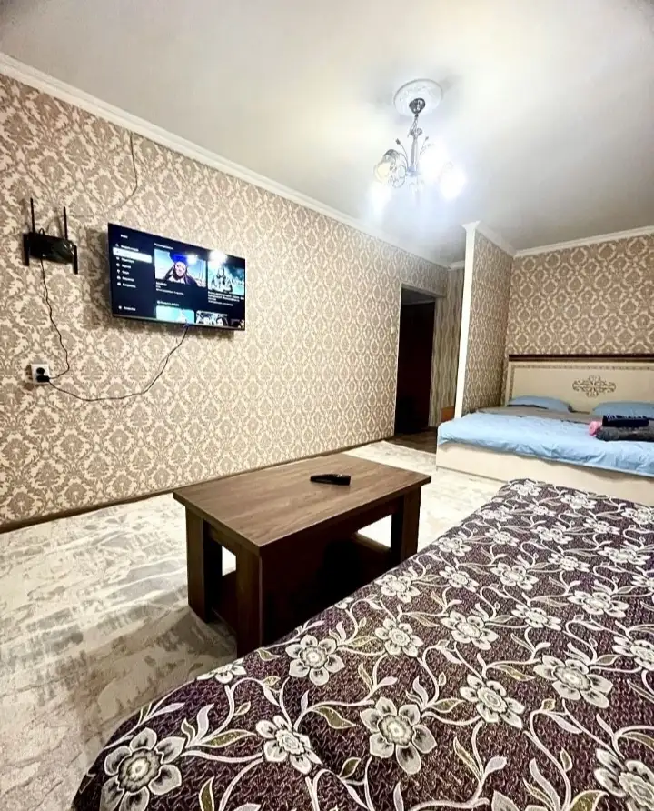 Посуточно,на ночь, Проспект Абая 107а, фотография 1