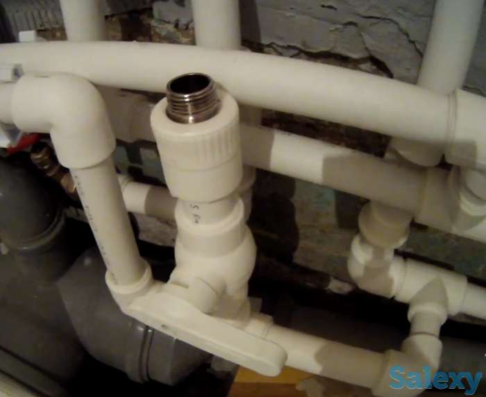 Профессиональные специалисты в сфере сантехники, фотография 3