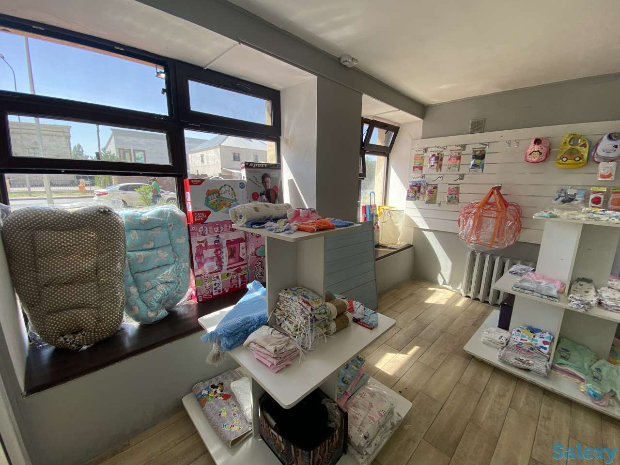 Срочно продаётся детский магазин игрушек и вещей, фотография 1