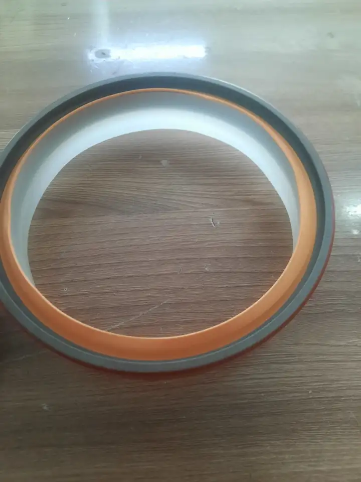 Сальники на бульдозер Shantui, фотография 2