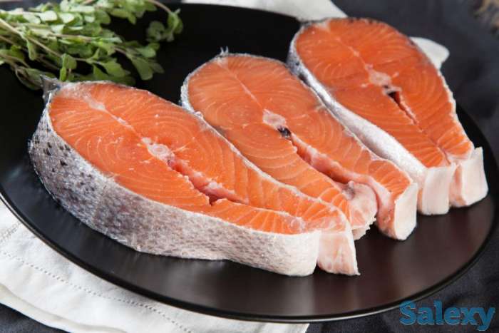 Море продукты (семга, икра), фотография 2