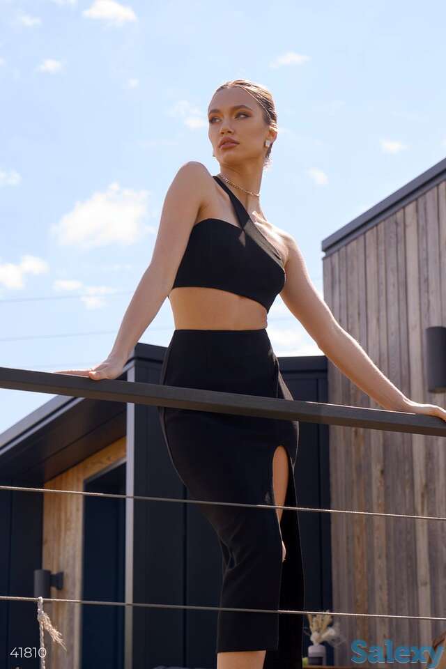 Костюм с топом и юбкой из трикотажа, фотография 1