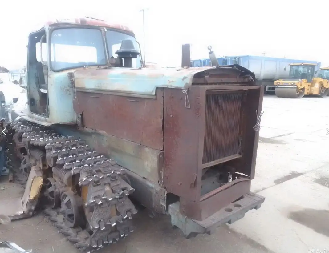 Трактор гусеничный дт 75, фотография 2